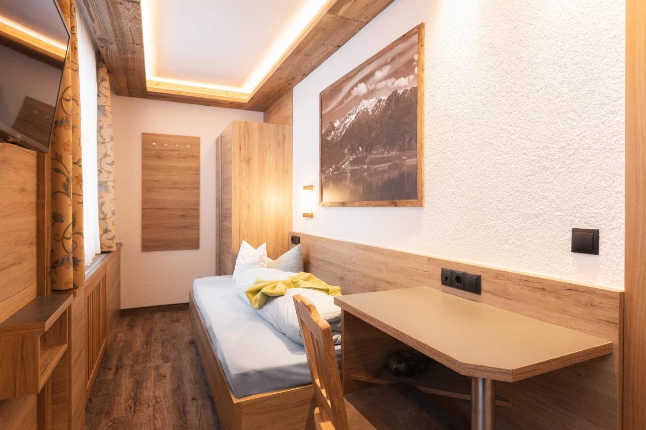 Hotel Appartement Platzergasse Fiss Kültér fotó