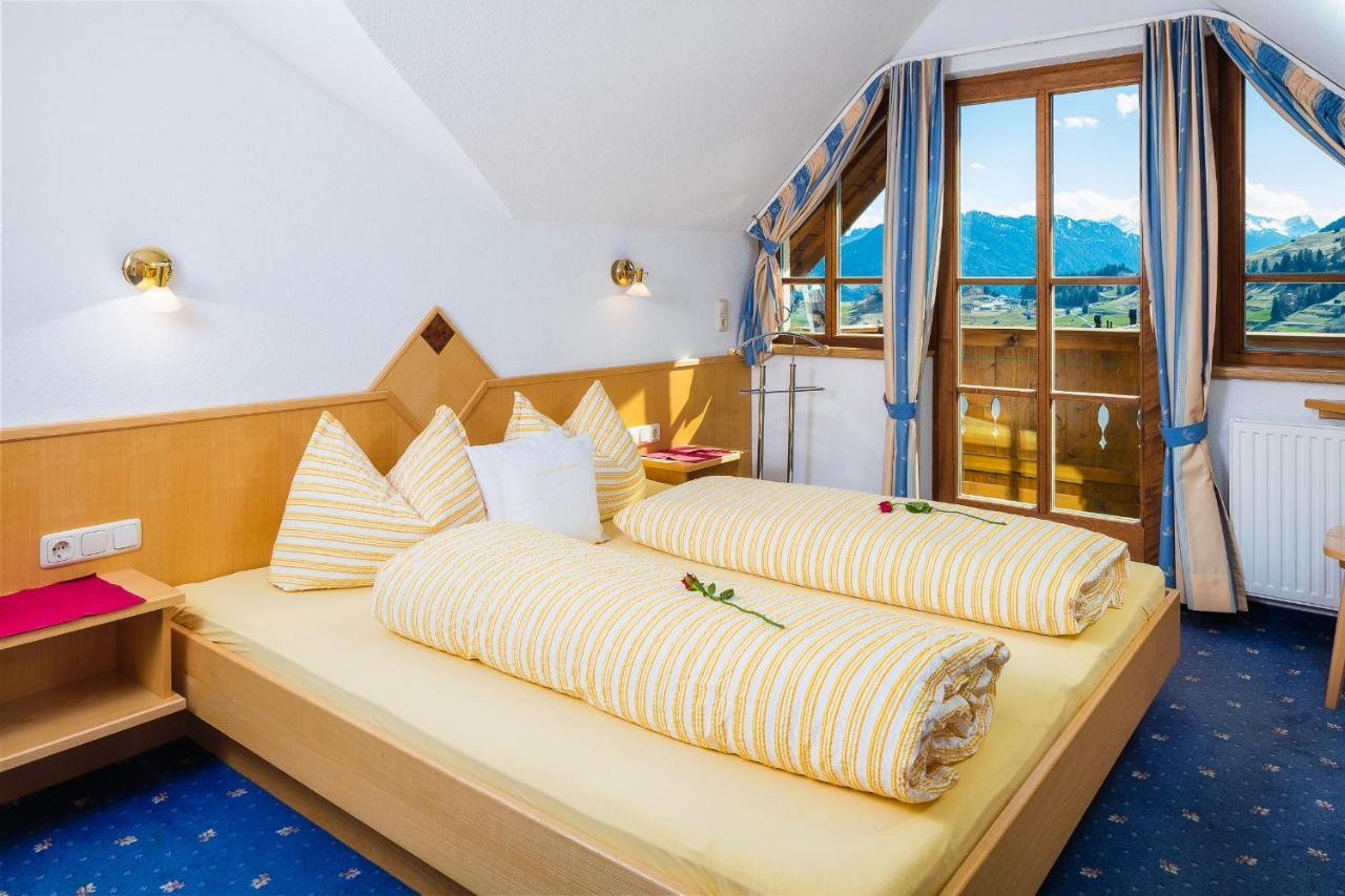 Hotel Appartement Platzergasse Fiss Kültér fotó