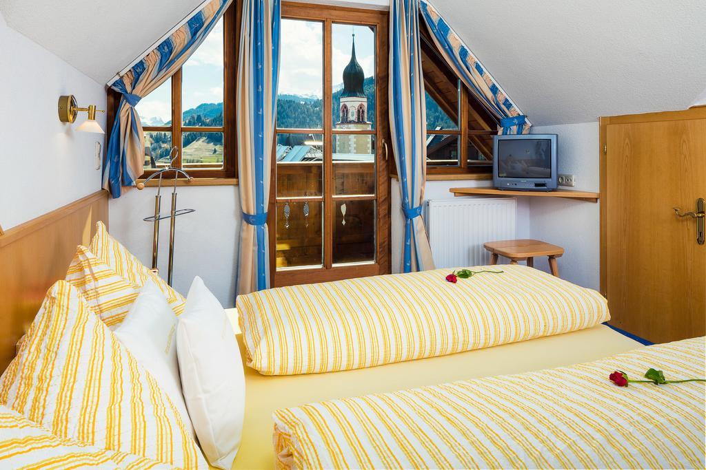 Hotel Appartement Platzergasse Fiss Kültér fotó