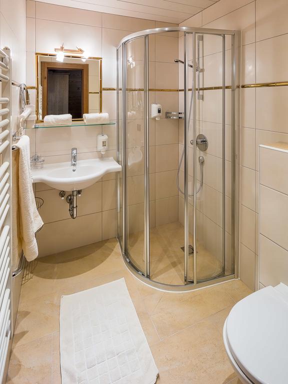 Hotel Appartement Platzergasse Fiss Kültér fotó